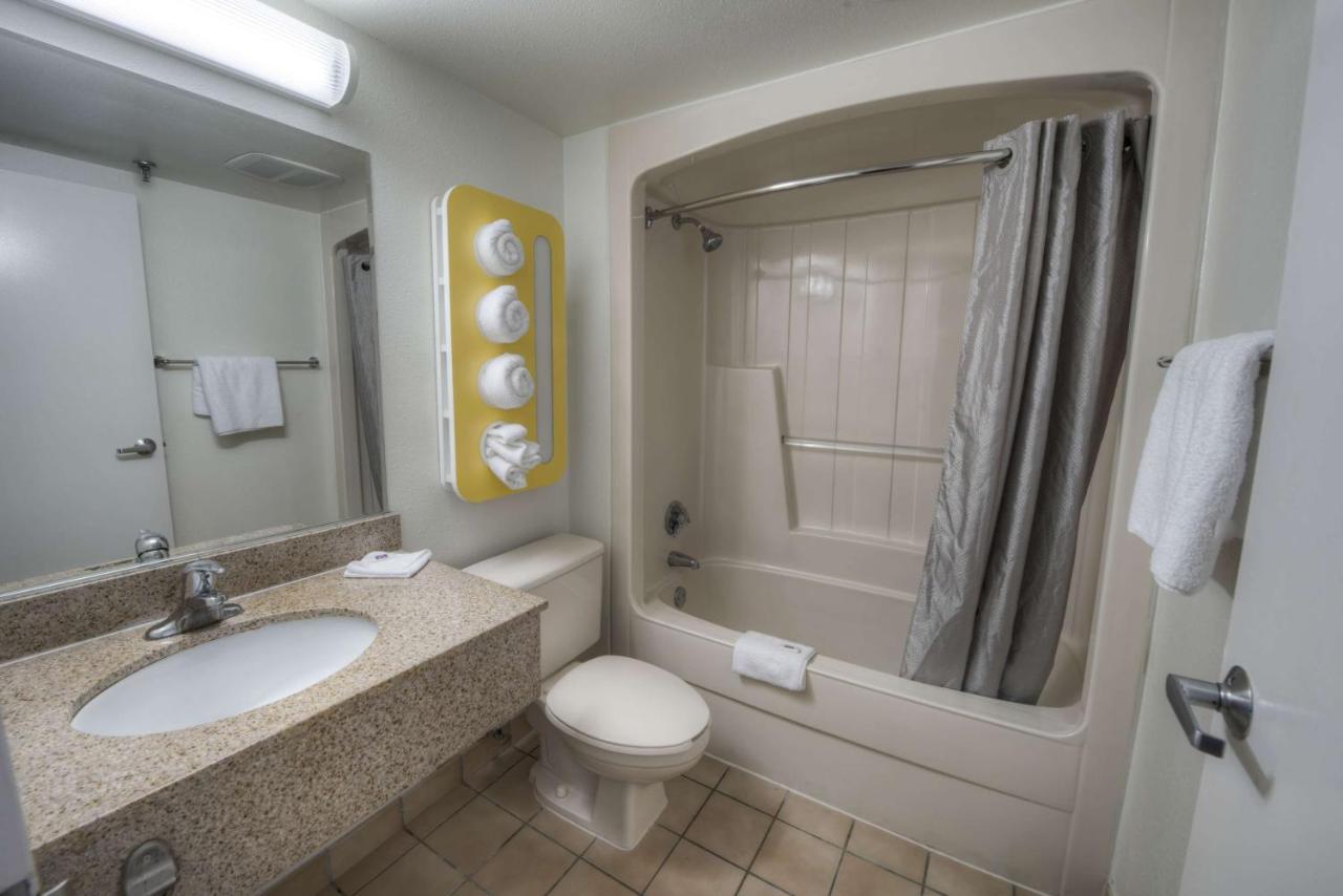 Motel 6-Branford, Ct - New Haven Екстер'єр фото